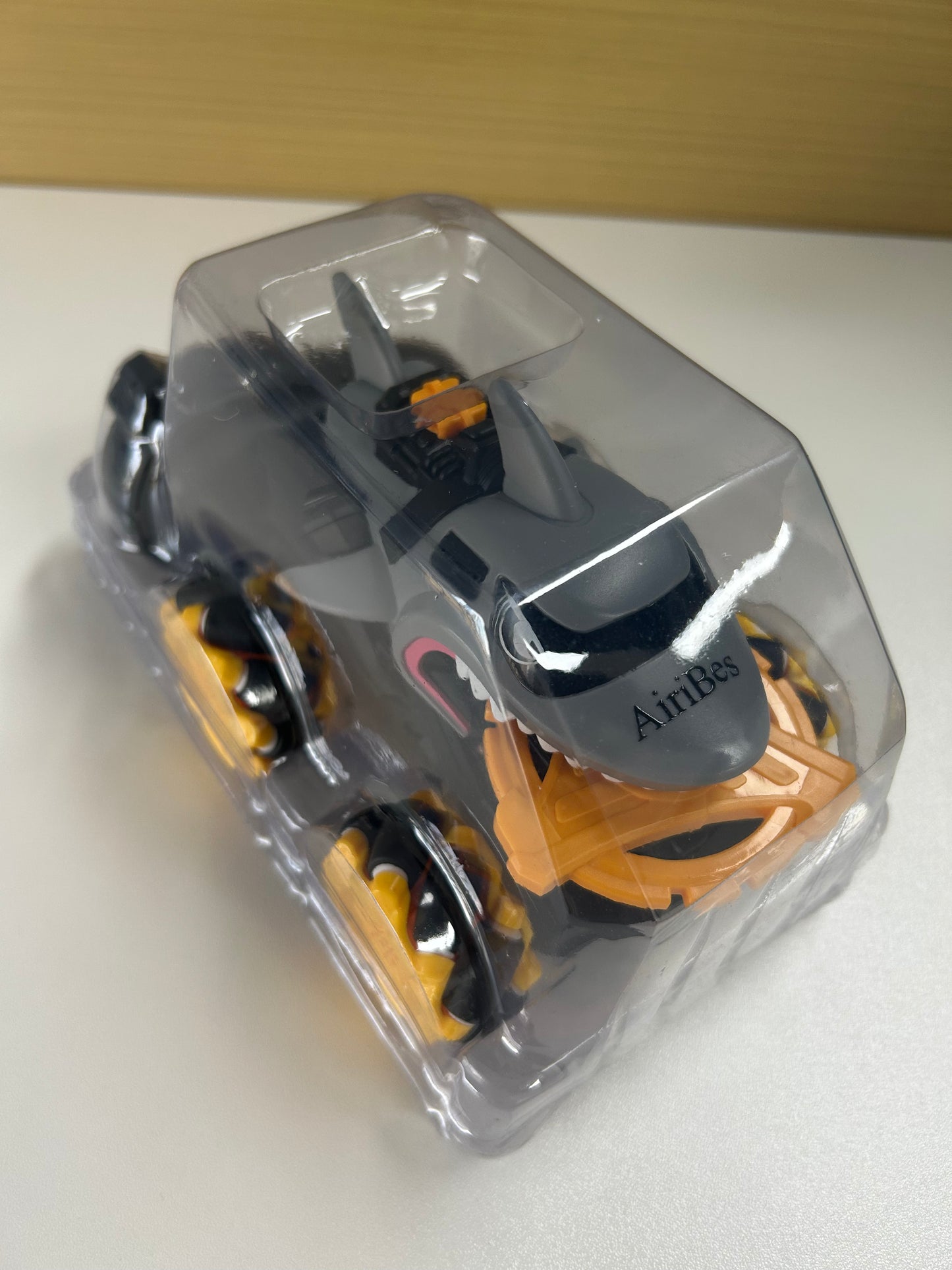 AiriBes-Remote-controlled toy vehicles